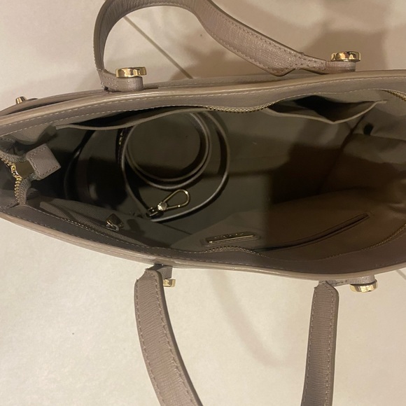 Beige Furla Women Tote Bag, genuine leather - Picture 5 of 7